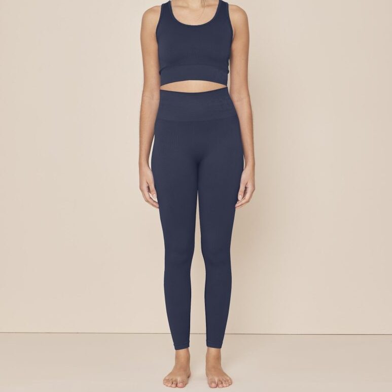 Tenue de sport femme bleu marine