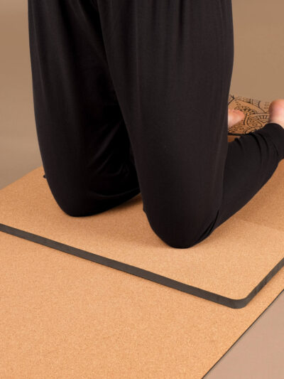 Mini tapis épais en liège pour support genoux et articulations en liège Yoga Boutique