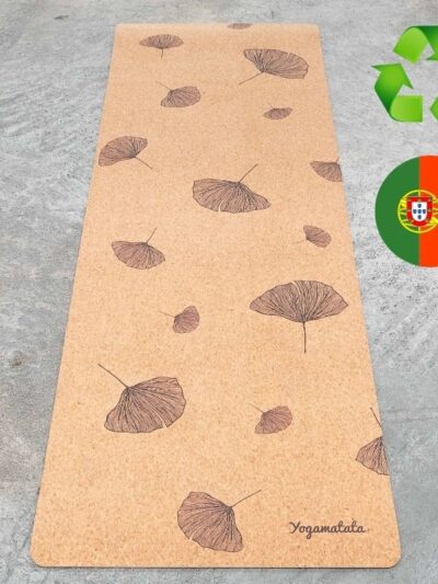 Tapis de yoga en liège avec motifs fleurs de gingko Yogamatata