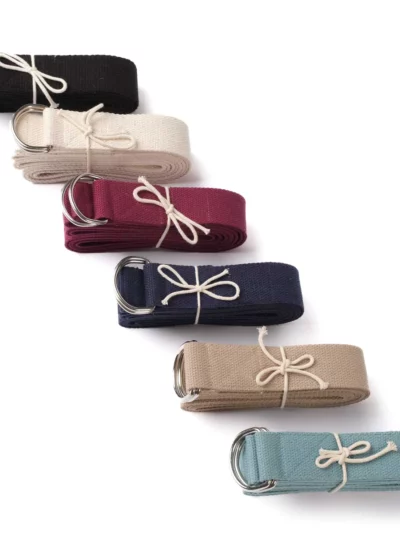 Sangles de yoga en 6 coloris noir, écru, vert d'eau, au=bergine, sable et marine en coton de Yoga Boutique