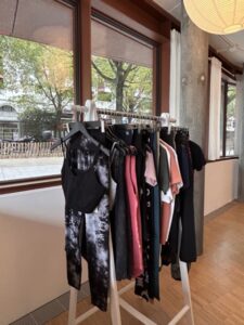 Petite Boutique Yoga Nest – Espace Léopard Genève