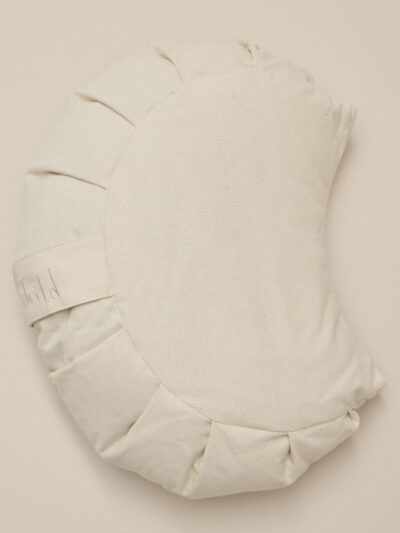Coussin de méditation en coton écru en forme de demi-lune avu de dessus