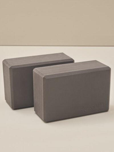 Blocs de yoga en mousse de couleur marron foncé